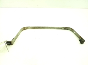  Fuel tank holder 