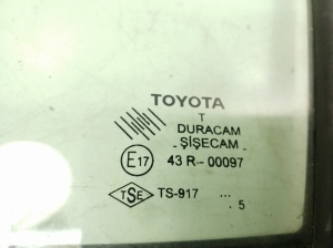 TOYOTA Corola Verso R1 (2004–2009) Front body quarter glass 681260F010 - 4