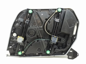 Mercedes Benz C-Class 205 (2014–2021) Priekšējo durvju logu pacēlājs un tā daļas A2059060013 - 3