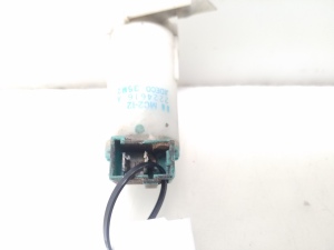 NISSAN X-Trail T30 (2001–2007) Front windshield washer pump 2224616A - 2