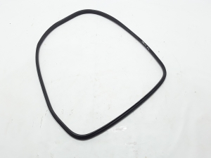  Rear side door sealing rubber 