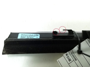Mercedes Benz CLA-Class W117 (2013–2019) Esiukse klaasi välimine liist A1177250282 - 2