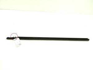 Mercedes Benz CLA-Class W117 (2013–2019) Esiukse klaasi välimine liist A1177250282 - 3