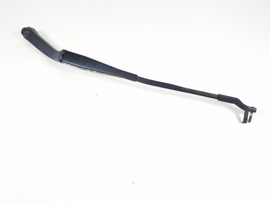 Mercedes Benz GLK-Class 204 (2008–2015) Windshield wiper arm A2048200844 Mercedes Benz GLK-Class 204 (2008–2015) Windshield wiper arm A2048200844