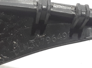 VOLVO V70 III (2007–2017) Klaasipuhastite mehhanismi kate esiklaasi juures 30796498 - 3