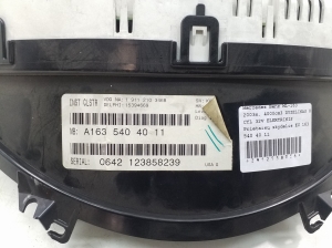 Mercedes Benz ML-Class 163 (1998–2005) Mērinstrumentu panelis A1635404011 - 4