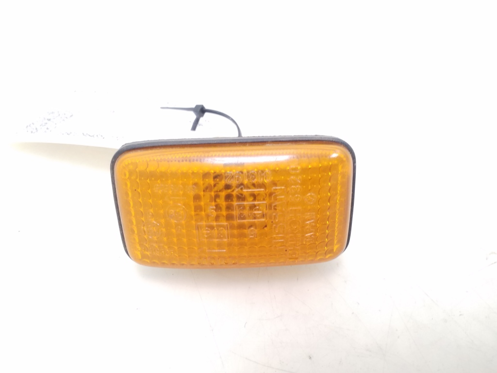 NISSAN Patrol Y61 (1997-2023) Front Right Fender Turn Signal 25088970