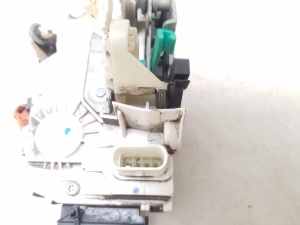 Dodge Caliber (2006–2012) Front door lock 04589409AA - 3