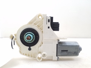 AUDI A6 C6 (2004–2011) Fensterhebermotor vorne 4F0959802D - 2