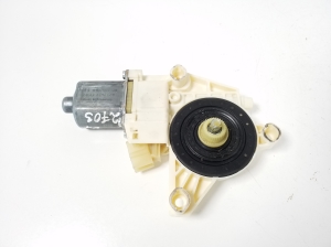 Fensterhebermotor vorne - A2048200242