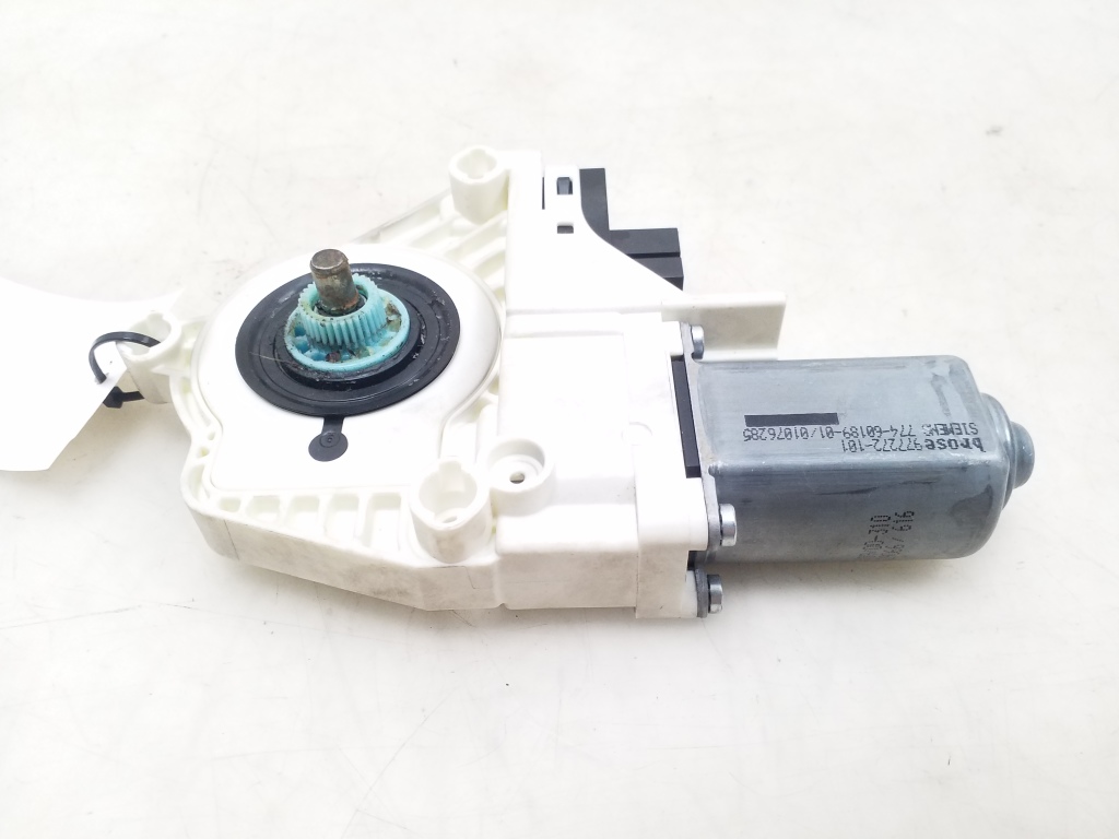 AUDI A6 C6/4F (2004-2011) Front Right Door Window Control Motor 4F0959802D 25088946