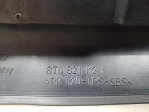 AUDI A5 (2007–2016) Esiporitiiva muu osa 8T0821112A - 2
