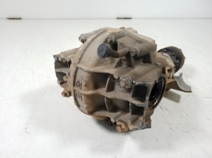 Jeep Grand Cherokee WK2 (2010–2026) Rear differential 68060039AF - 2