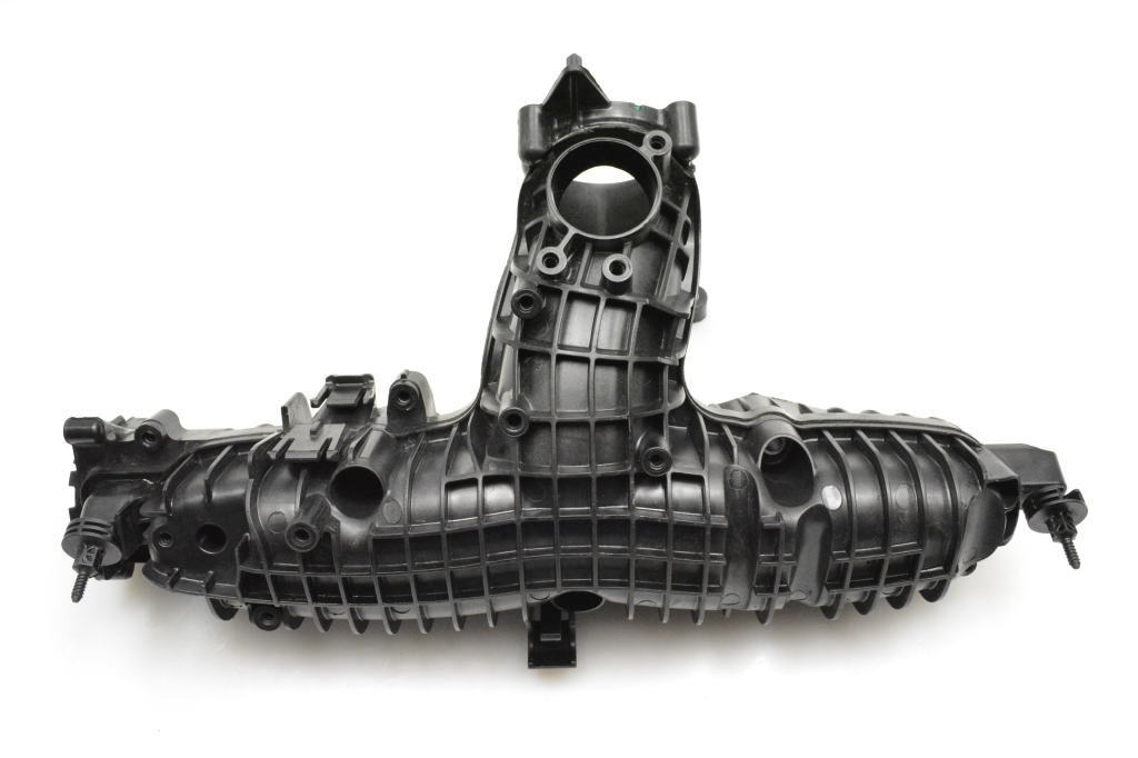 Used VOLVO XC90 Intake manifold 31431955