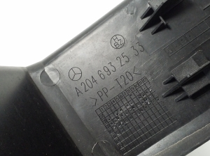 Mercedes Benz GLK-Class 204 (2008–2015) Trunk lid hinge trim A2046932533 - 3