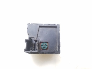 NISSAN Patrol Y61 (1997–2010) Interrupteur de blocage de différentiel - 2