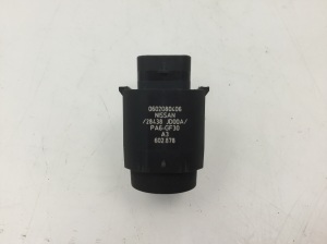 Parkimisandur taga - 28438JD00A