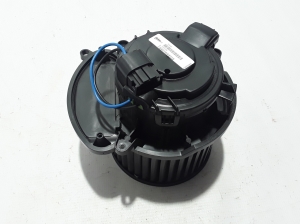  Cabin shoulder motor 