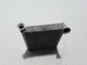  Interior shoulder radiator 