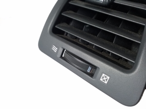 Infiniti QX70 (2013–2017) Dashboard air vent grilles 687601CA0A - 4
