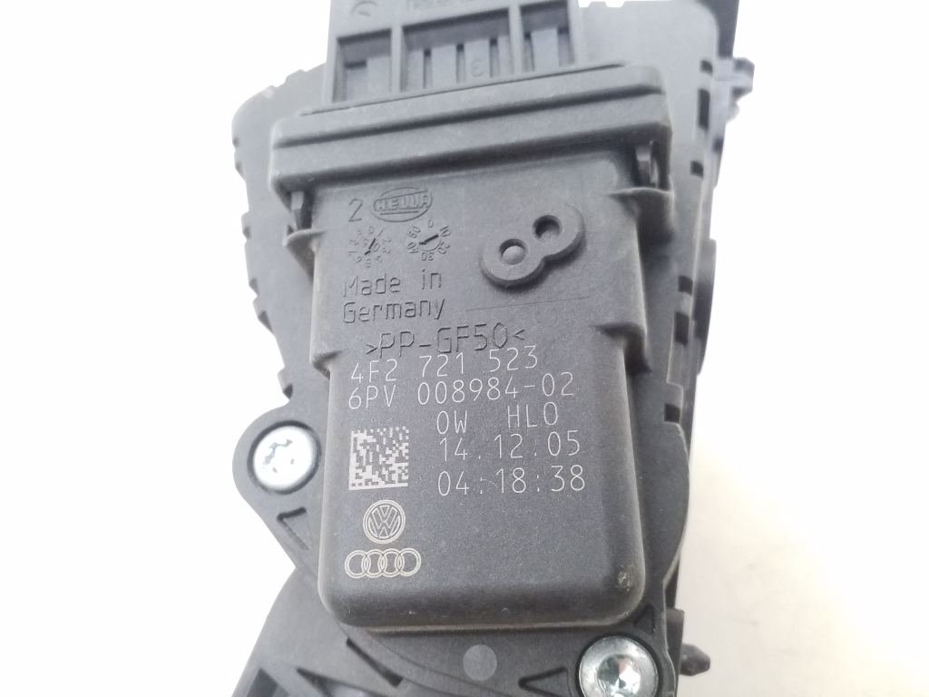 AUDI A6 C6/4F (2004-2011) Akseleratoriaus (gazo) pedalas 4F2721523 25088581