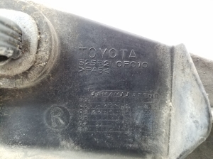 TOYOTA Corola Verso R1 (2004–2009) Rear bumper bracket 525620F010 - 3