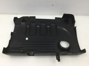 Opel Astra H (2004–2010) Mootori ilukate 55556745 - 2