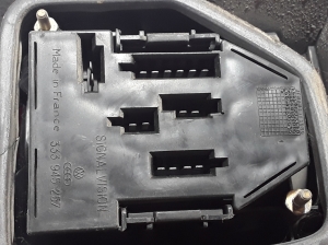 Volkswagen Passat B3 (1988–1993) Eckleuchte hinten 357945111 - 4