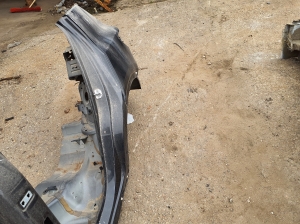 VOLVO XC40 (2017–2026) Tagumine poritiib ja selle osad 31675825 - 3