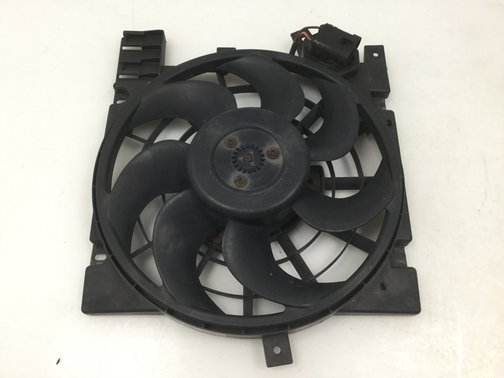 OPEL Astra H (2004-2014) Engine Cooling Fan Radiator 3135103632 21203811