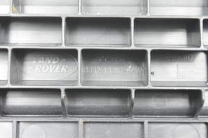 Land Rover Range Rover IV (2012–2026) Inner sill trim BJ32132001AAW - 3