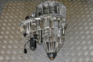 NISSAN Navara (2005–2015) Verteilergetriebe und seine Teile - 2