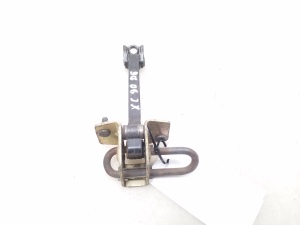Rear side door opening limiter - 8650061