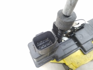 VOLVO S60 I (2000–2009) Rear side door lock 30634622 - 2