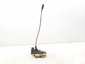 Rear side door lock - 30634622