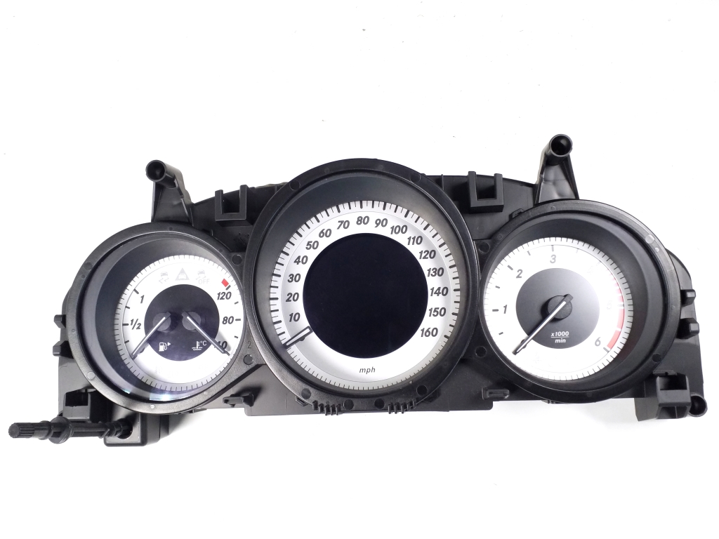 MERCEDES-BENZ C-Class W204/S204/C204 (2004-2015) Speedometer A2049004408, A2049002708 21920971