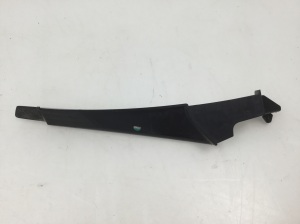 Opel Astra H (2004–2010) Sonstiges Teil der Scheibenwischerverkleidung 13192140 - 2