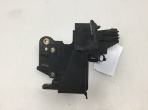 Opel Astra H (2004–2010) ABS ploki hoidik 13214940 - 3