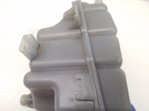  Tank for coolant 