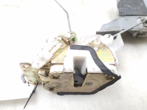 Mitsubishi Pajero Sport I (1996–2009) Rear side door lock - 4