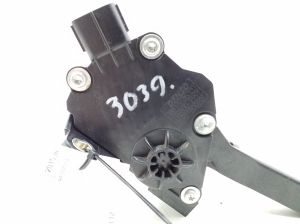 LEXUS GX (2009–2026) Accelerator pedal 7811035020 - 3