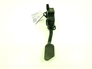   Gaspedal  - 7811035020 