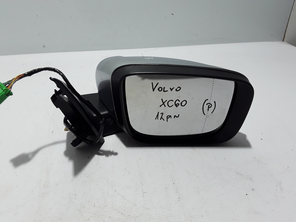 Used VOLVO XC60 Side mirror and its details