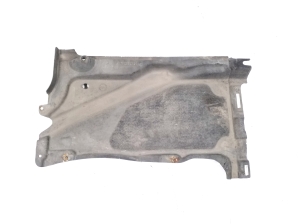 AUDI A6 C7 (2011–2018) Tagumine põhjakaitse 4G0825215E - 2