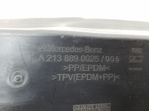 Mercedes Benz E-Class W213 (2017–2026) Esiporitiiva muu osa A2138890025 - 2