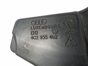 AUDI A6 C7 (2011–2018) Sonstiges Teil des Scheibenwaschbehälters 4G2955462 - 2