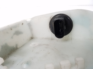 AUDI A6 C7 (2011–2018) Scheibenwaschbehälter vorne 4G8955451E - 2