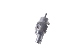 AUDI A6 C7 (2011–2018) Front windshield washer pump 8K5955647 - 3