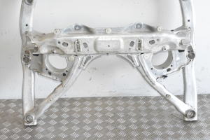 BMW 5 SERIES G30 (2016–2026) Eesmine alusraam 6859494 - 4