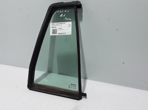   Dreiecksfenster Tür hinten  - 8200001463 